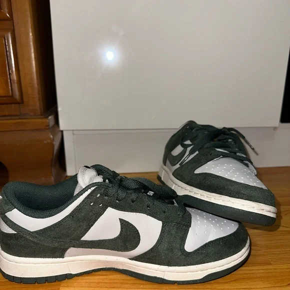 Nike Dunk Low Next Nature Grey and Green - Picture 4 of 5